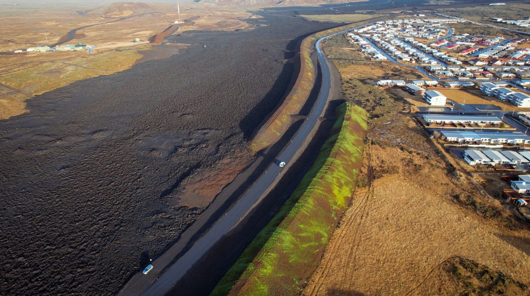 DIVE.IS&nbsp;– Lava & Wreck Dive Adventure in Iceland